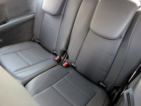 Used 2021 Mercedes-Benz GLS 450 4MATIC image 14