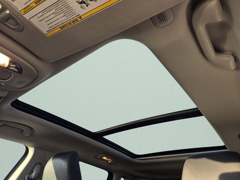 Used 2022 Jeep Compass Trailhawk w/ Trailhawk Elite Group image 4