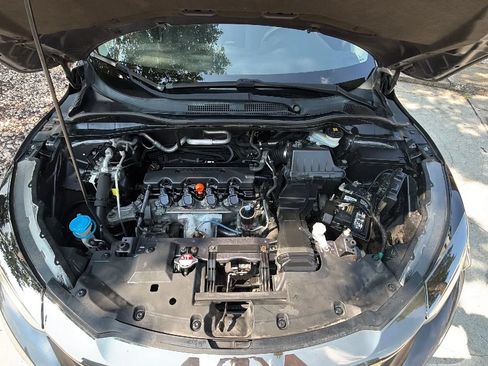 Used 2019 Honda HR-V EX image 32