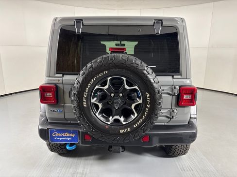 Used 2023 Jeep Wrangler Unlimited Rubicon 4xe w/ Steel Bumper Group AWD/4WD image 7