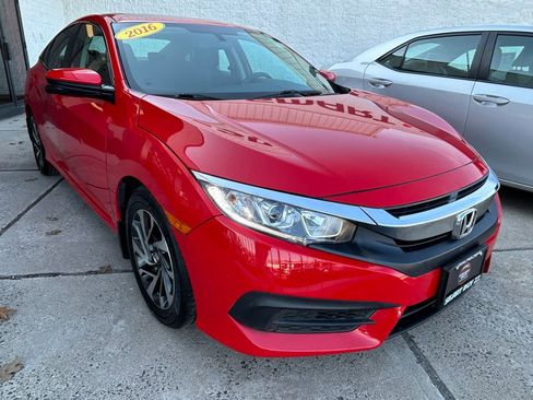 Used 2016 Honda Civic EX image 4