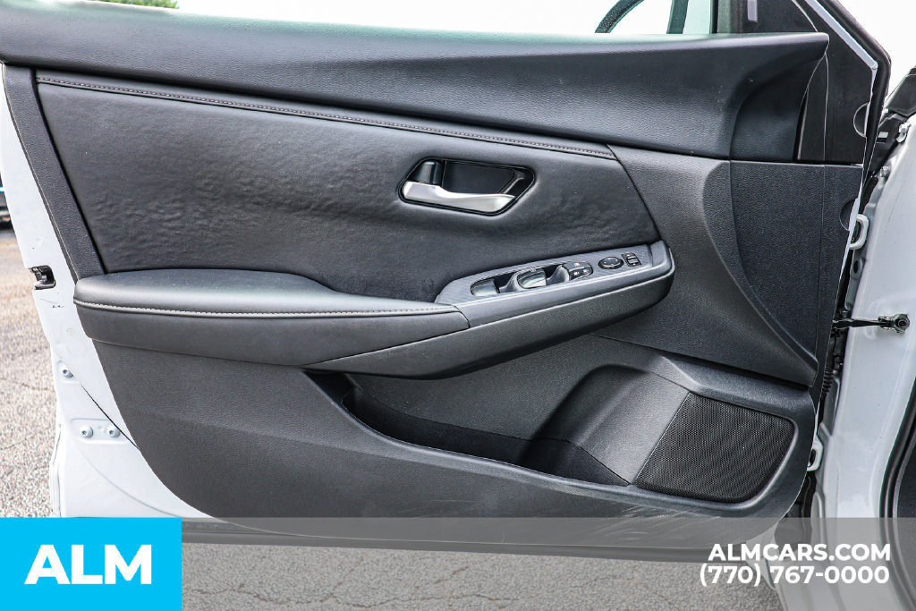 Used 2024 Nissan Sentra SV FWD image 42
