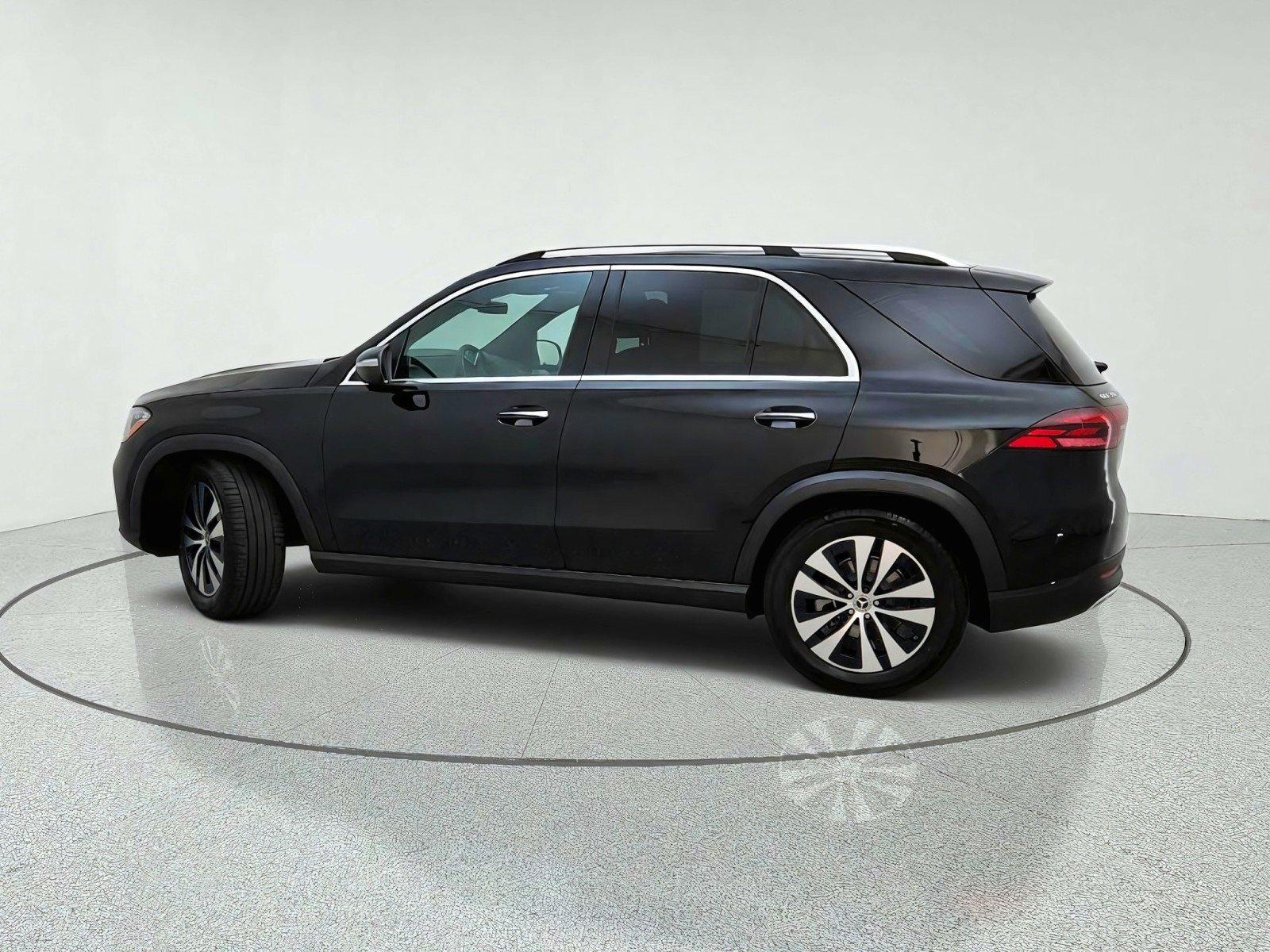 Certified 2026 Mercedes-Benz GLE 350 4MATIC image 13