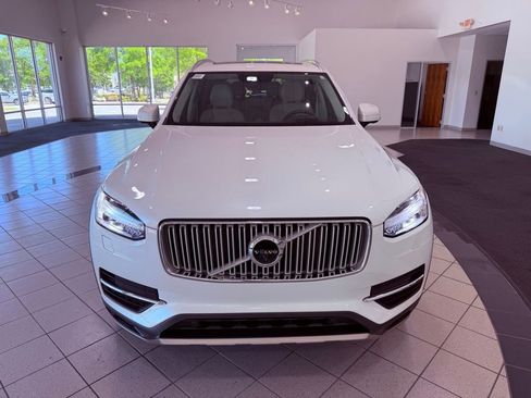 Used 2017 Volvo XC90 T6 Inscription w/ Vision Package image 2