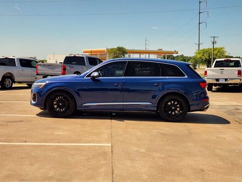 Used 2025 Audi SQ7 Premium Plus w/ Executive Package AWD/4WD image 4