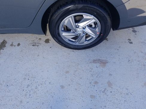 New 2026 Hyundai Elantra SE image 22