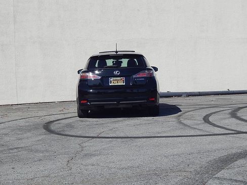 Used 2012 Lexus CT 200h Premium w/ Leather Pkg image 4