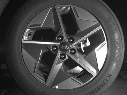 Used 2025 Hyundai Tucson SEL image 14