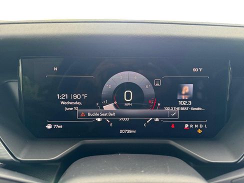 Used 2026 GMC Acadia Elevation w/ Elevation Premium Package FWD image 23