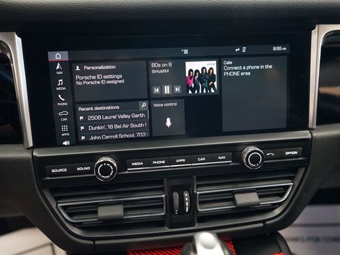 Used 2019 Porsche Macan AWD/4WD image 36