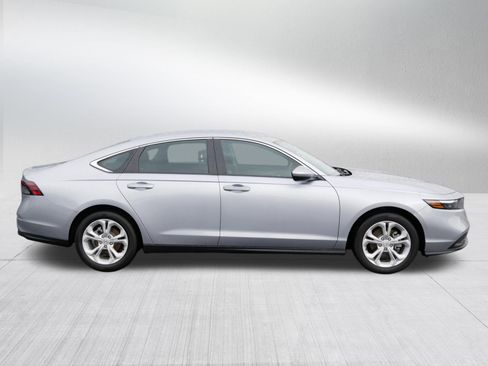 Used 2023 Honda Accord LX image 8