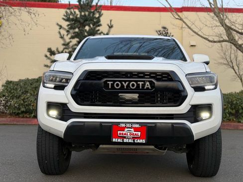 Used 2021 Toyota Tacoma TRD Pro AWD/4WD image 3