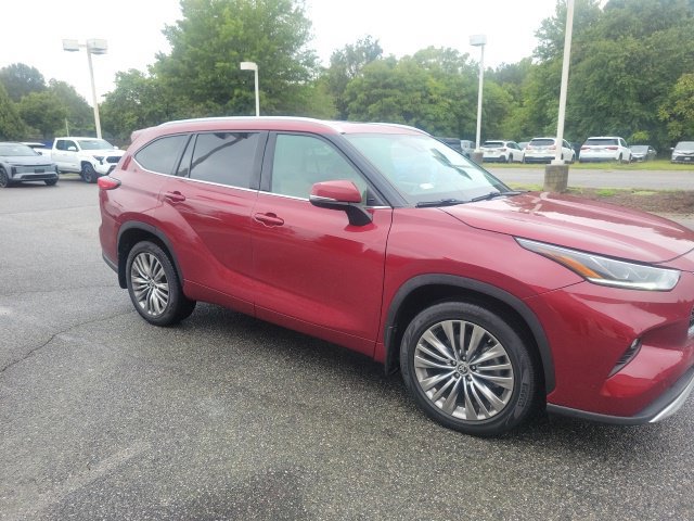 Used 2021 Toyota Highlander Platinum AWD/4WD image 21