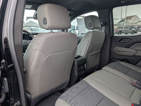 Used 2024 Chevrolet Colorado ZR2 w/ Technology Package image 39