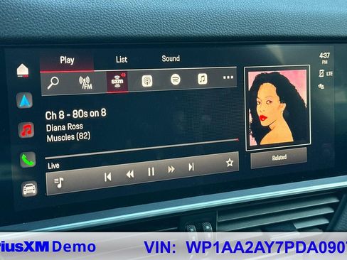 Used 2023 Porsche Cayenne Platinum Edition image 27