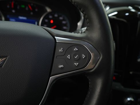 Used 2020 Chevrolet Traverse LT image 30