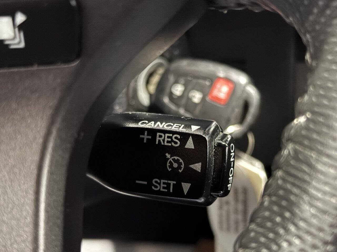 Used 2017 Toyota Tacoma TRD Sport w/ Tow Package AWD/4WD image 20