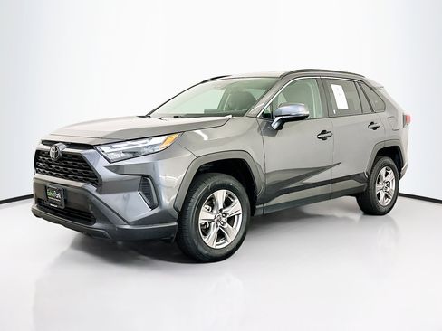 Used 2024 Toyota RAV4 XLE image 3