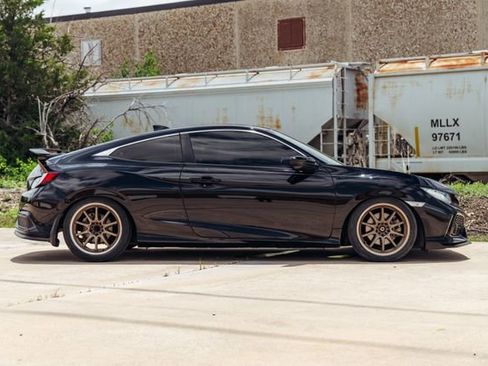 Used 2019 Honda Civic Si image 10
