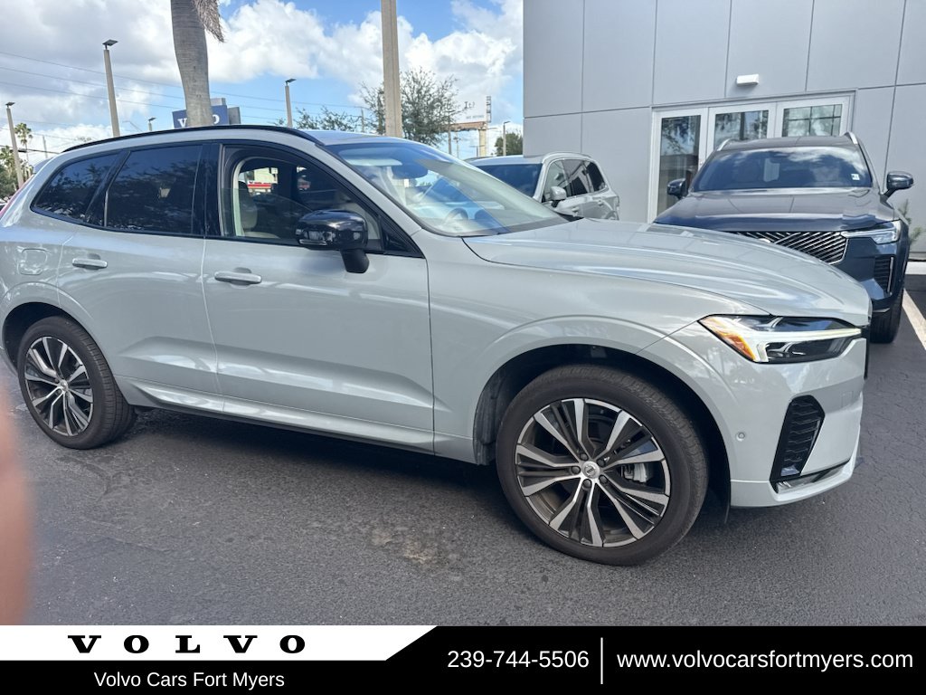 Used 2025 Volvo XC60 B5 Plus w/ Protection Package Premier AWD/4WD image 1
