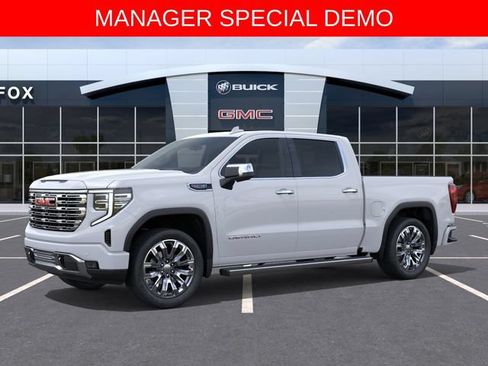 Used 2026 GMC Sierra 1500 Denali w/ Denali Reserve Package AWD/4WD image 2