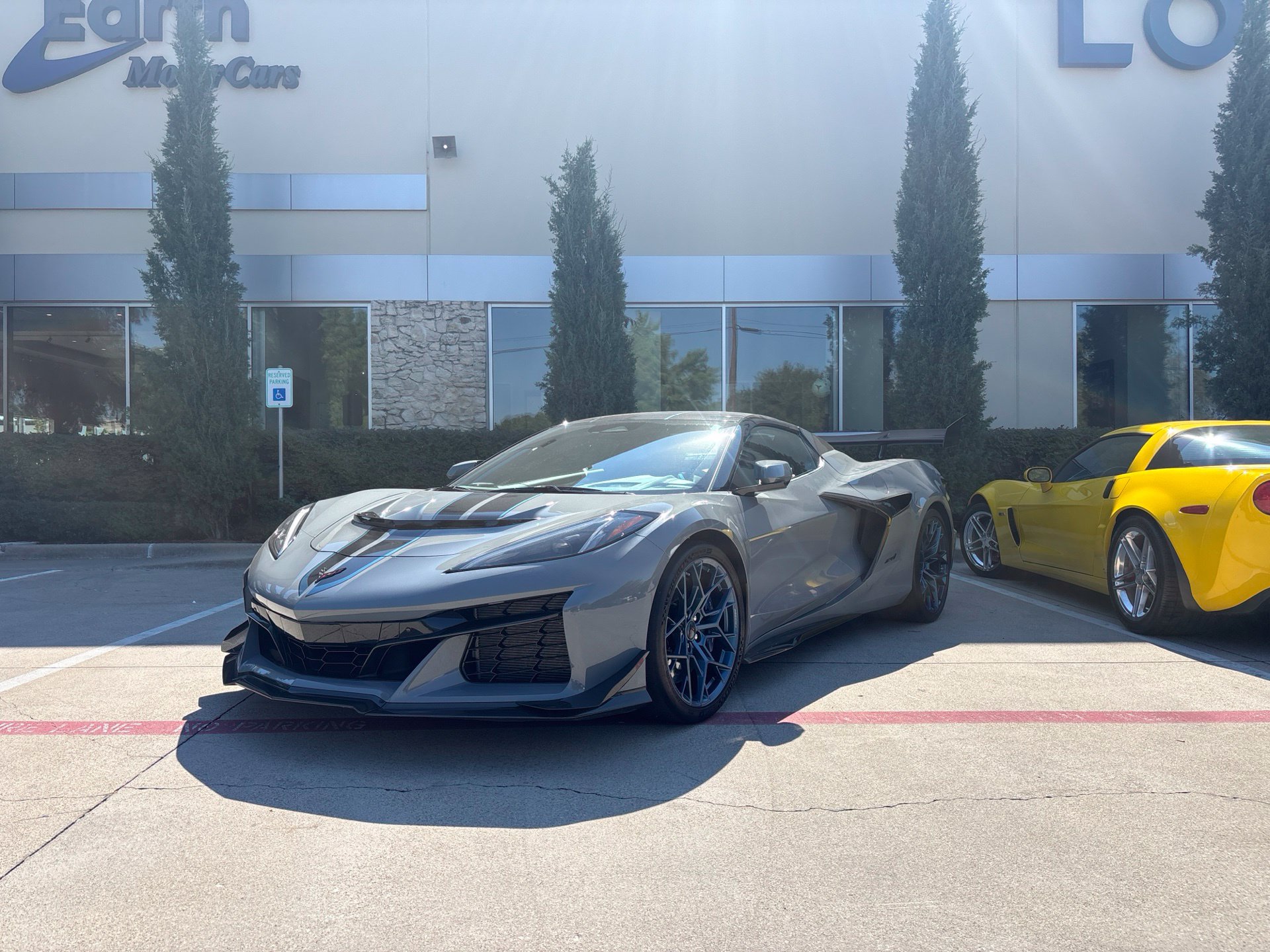 Used 2025 Chevrolet Corvette ZR1 w/ ZR1 Carbon Fiber Aero Package RWD image 1