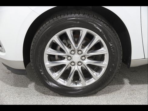 Used 2020 Buick Enclave Premium w/ Sun and Sites Package AWD/4WD image 24