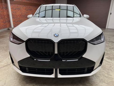 Used 2026 BMW X3 xDrive30 w/ M Sport Package image 8