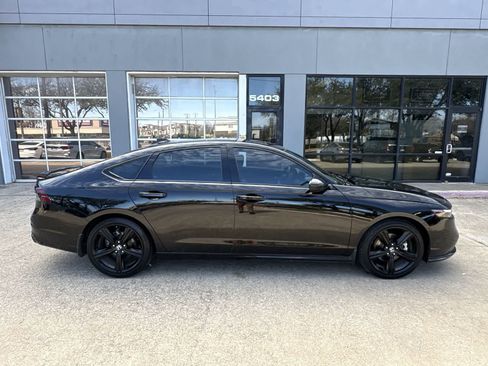 Used 2023 Honda Accord Sport image 15