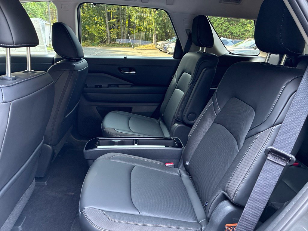 New 2026 Nissan Pathfinder SL w/ SL Premium Package AWD/4WD image 26