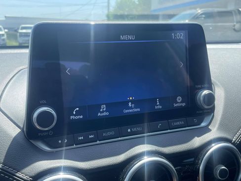 Used 2024 Nissan Sentra SV FWD image 15