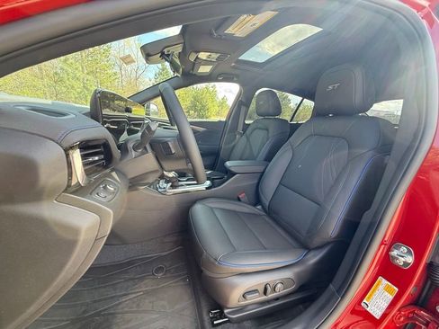 New 2026 Buick Envista Sport Touring w/ Convenience I Package image 5