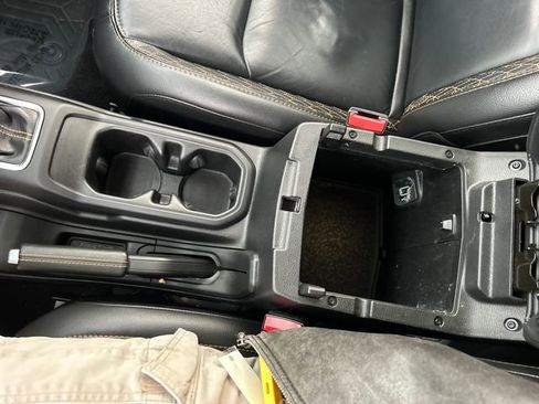 Used 2023 Jeep Wrangler High Altitude image 21