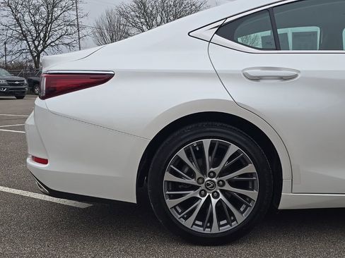 Used 2019 Lexus ES 350 Luxury image 9