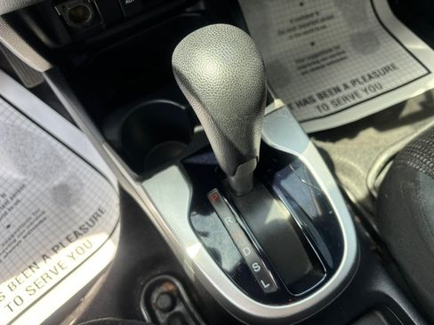 Used 2015 Honda Fit LX image 24