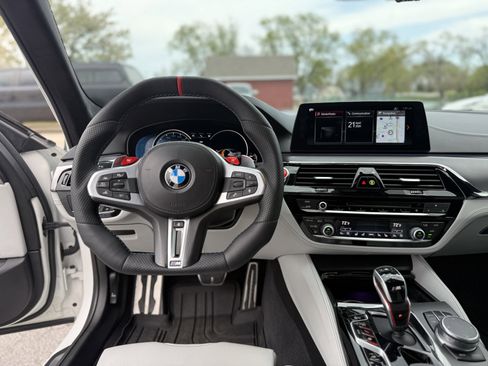 Used 2018 BMW M5 AWD/4WD image 26