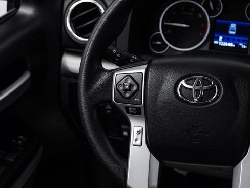 Used 2017 Toyota Tundra SR5 image 17