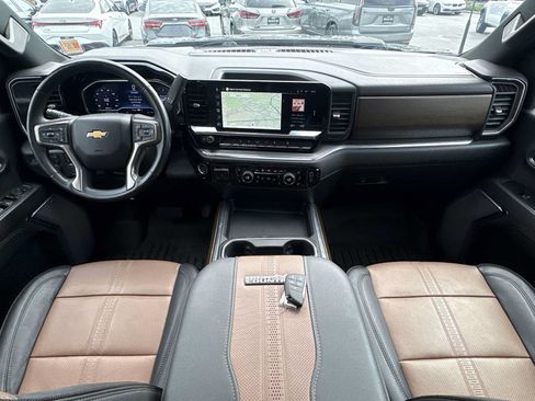 Used 2024 Chevrolet Silverado 2500 High Country w/ LPO, Dark Essentials Package AWD/4WD image 21