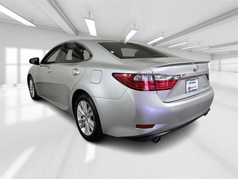 Used 2013 Lexus ES 350 image 4