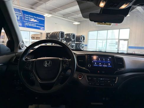 Used 2023 Honda Ridgeline RTL-E image 10