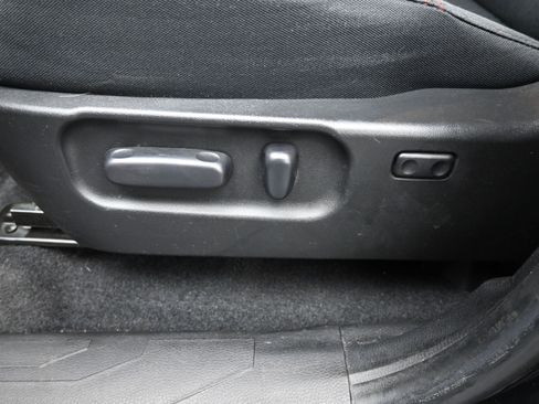 Certified 2023 Toyota Tacoma SR5 w/ Technology Package image 7