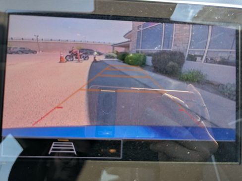 Used 2023 Chevrolet Malibu LT FWD image 19