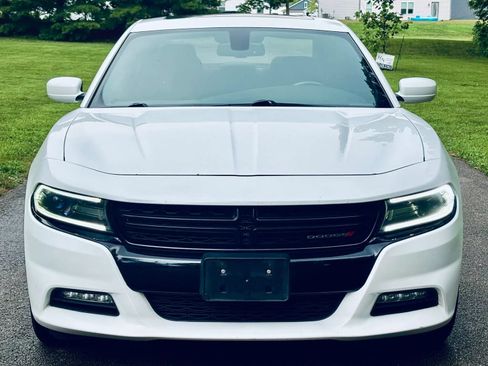 Used 2016 Dodge Charger SXT AWD/4WD image 11