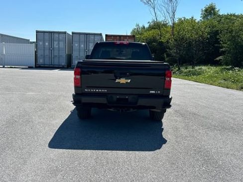 Certified 2019 Chevrolet Silverado 1500 LT w/ All Star Edition AWD/4WD image 4