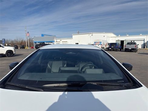 Used 2024 Toyota Prius XLE image 25