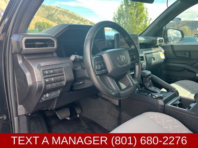 Used 2025 Toyota Tacoma SR5 AWD/4WD image 13