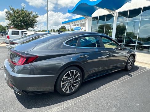 Used 2021 Hyundai Sonata Limited FWD image 4