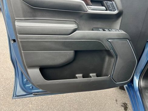 Certified 2024 GMC Sierra 1500 SLT image 10