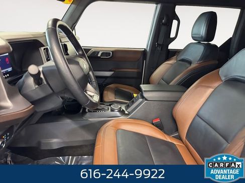 Used 2023 Ford Bronco Outer Banks image 7