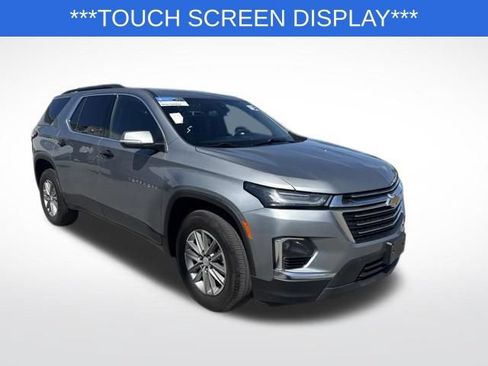 Used 2023 Chevrolet Traverse LT FWD image 8